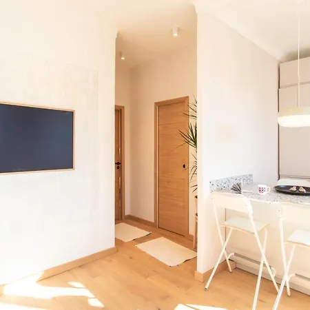 #25 Staywizus - 2bdr Port, 5min From The Old Town Balcony, Ac & Wifi Nizza