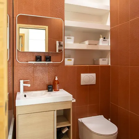 Апартаменты #25 2bdr Port, 5min From The Old Town Balcony, Ac&wifi *